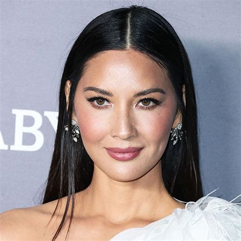 olivia munn pics|24,866 Olivia Munn Photos & High